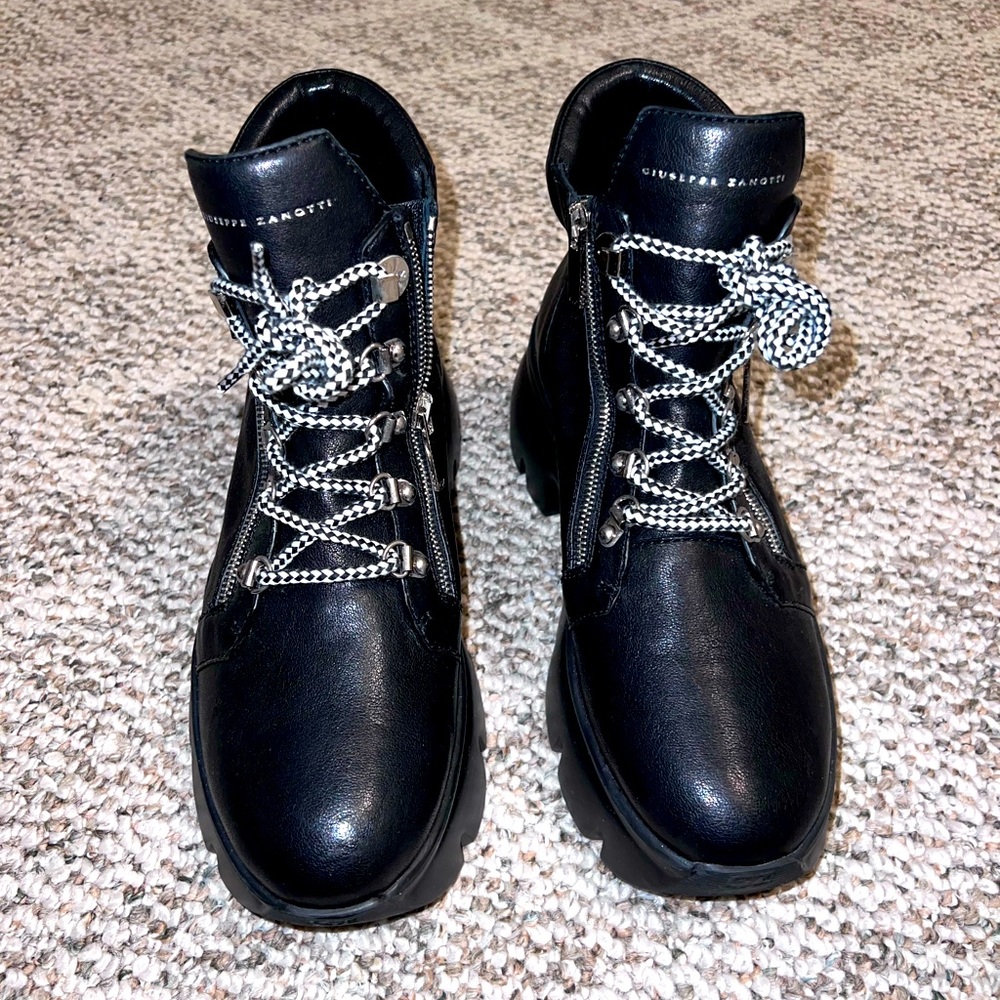 Like New Giuseppe Combat Boots 40
